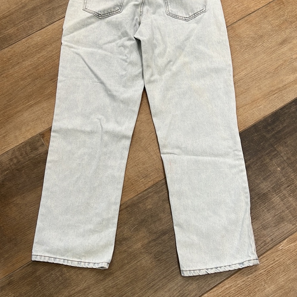 NWT{Forever 21}Sz 25 Cut Out Straight Leg Light Denim Jeans - Picture 12 of 16